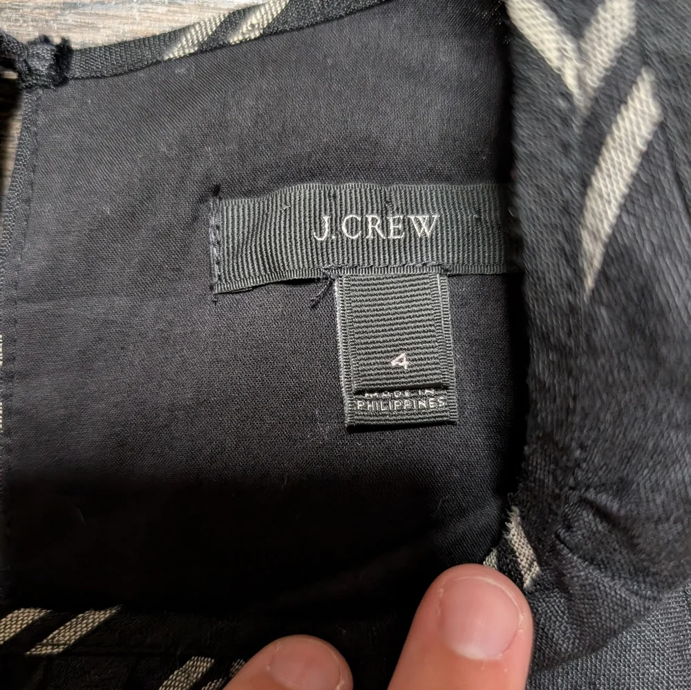 J. Crew Black and White Chevron Linen Maxi Dress Size‎ 4